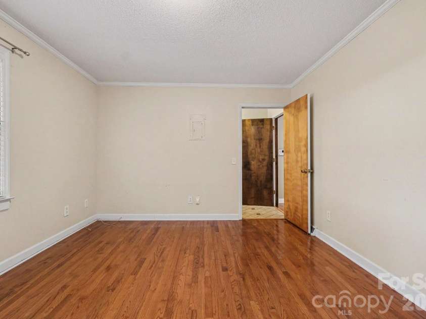11980 Flowes Store Road, Midland, NC 28107.  MLS# CAR4388190, YatesRealty ID 32184. 