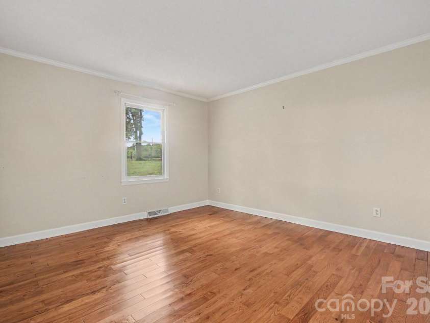 11980 Flowes Store Road, Midland, NC 28107.  MLS# CAR4388190, YatesRealty ID 32184. 