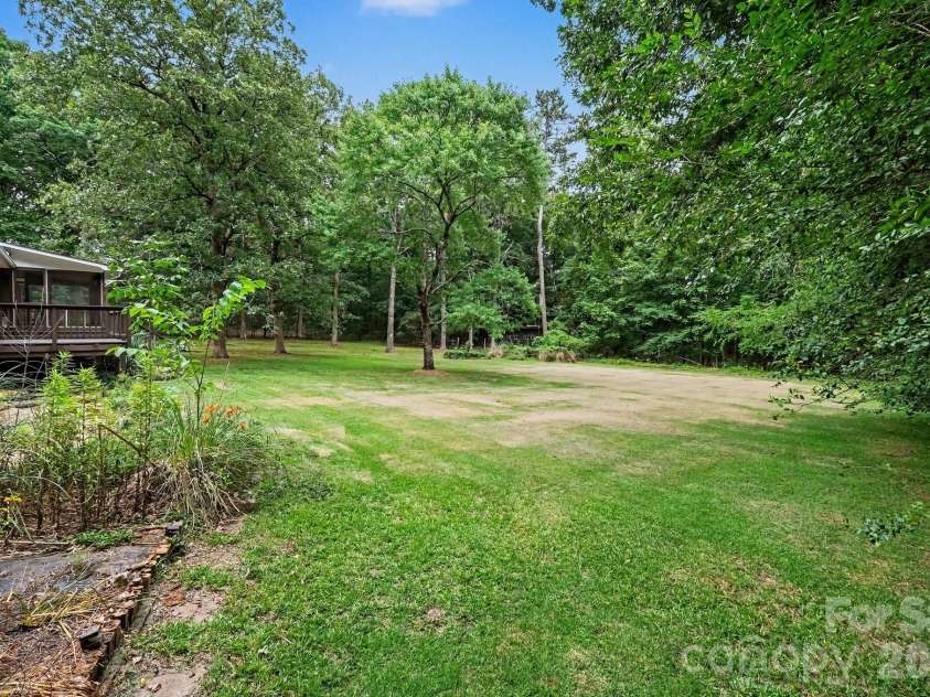 11980 Flowes Store Road, Midland, NC 28107.  MLS# CAR4388190, YatesRealty ID 32184. 