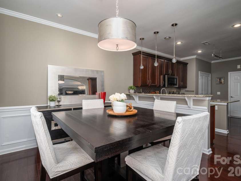 233 Park View Drive, Belmont, NC 28012.  MLS# CAR4394977, YatesRealty ID 32185. 