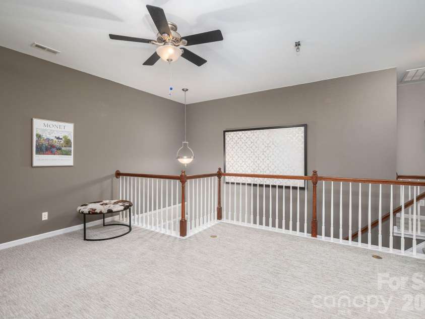 233 Park View Drive, Belmont, NC 28012.  MLS# CAR4394977, YatesRealty ID 32185. 