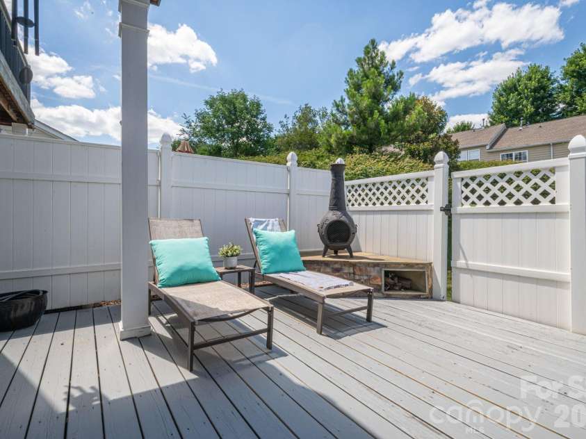 233 Park View Drive, Belmont, NC 28012.  MLS# CAR4394977, YatesRealty ID 32185. 