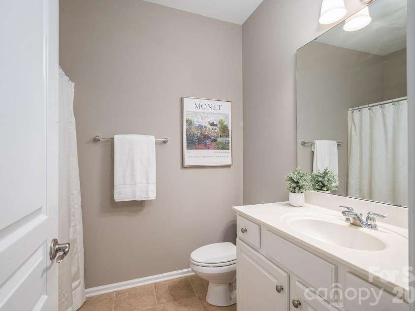 233 Park View Drive, Belmont, NC 28012.  MLS# CAR4394977, YatesRealty ID 32185. 
