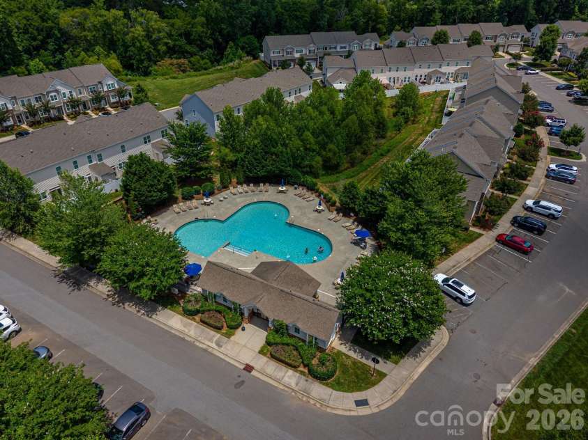233 Park View Drive, Belmont, NC 28012.  MLS# CAR4394977, YatesRealty ID 32185. 