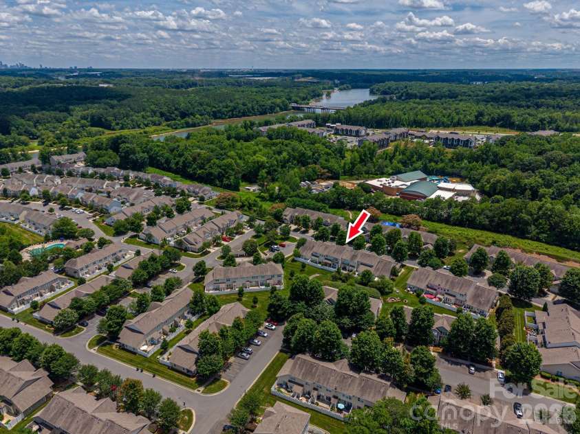 233 Park View Drive, Belmont, NC 28012.  MLS# CAR4394977, YatesRealty ID 32185. 