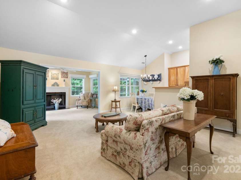 50 Grove End Road, Fletcher, NC 28732.  MLS# CAR4275031, YatesRealty ID 32185. 