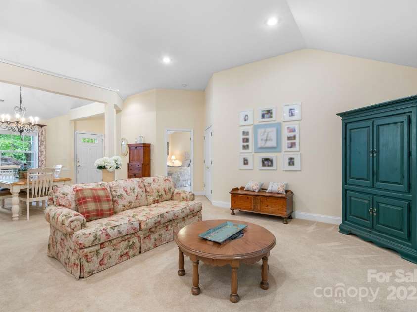 50 Grove End Road, Fletcher, NC 28732.  MLS# CAR4275031, YatesRealty ID 32185. 