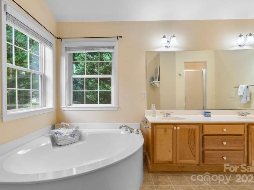 50 Grove End Road, Fletcher, NC 28732.  MLS# CAR4275031, YatesRealty ID 32185. 