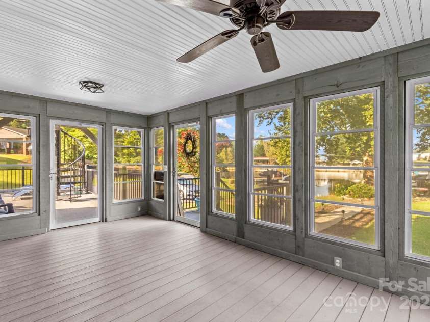 1191 Wafford Circle, Lexington, NC 27292.  MLS# CAR4288218, YatesRealty ID 32187. 