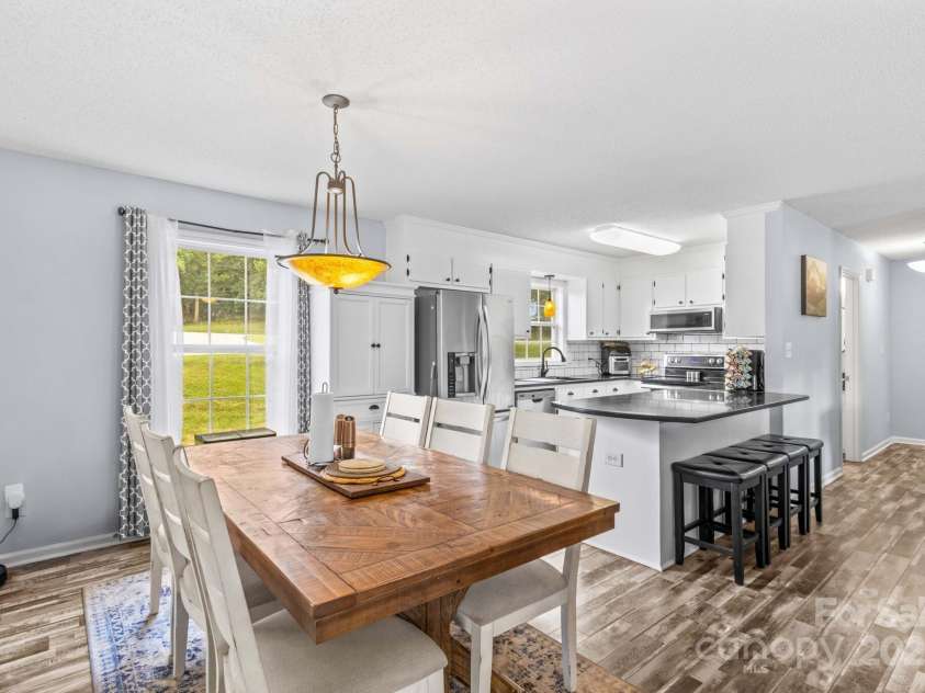 1191 Wafford Circle, Lexington, NC 27292.  MLS# CAR4288218, YatesRealty ID 32187. 