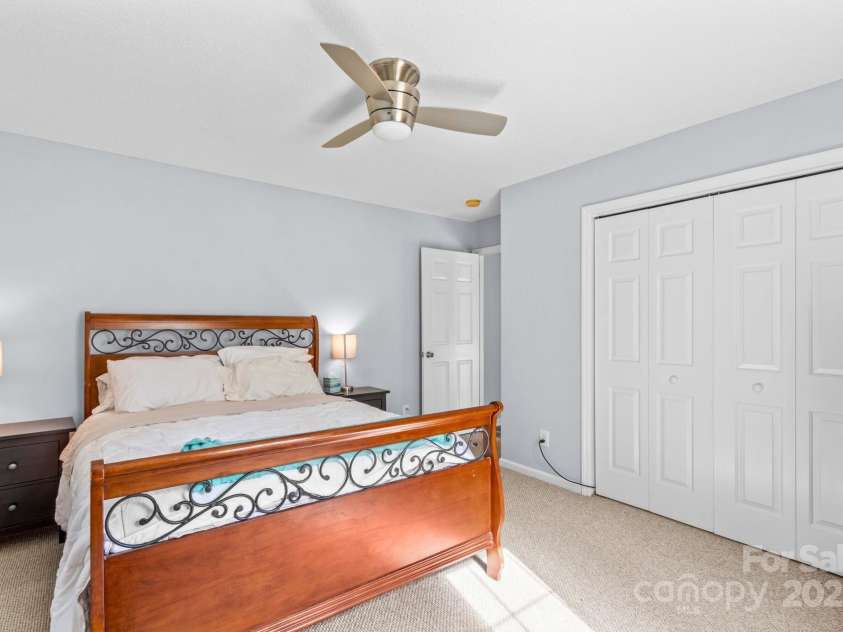 1191 Wafford Circle, Lexington, NC 27292.  MLS# CAR4288218, YatesRealty ID 32187. 