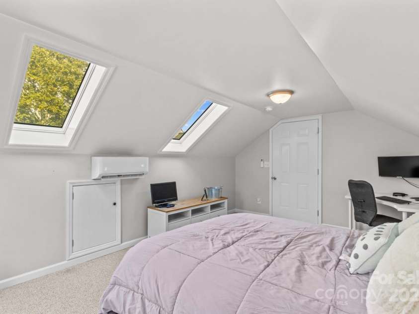 1191 Wafford Circle, Lexington, NC 27292.  MLS# CAR4288218, YatesRealty ID 32187. 