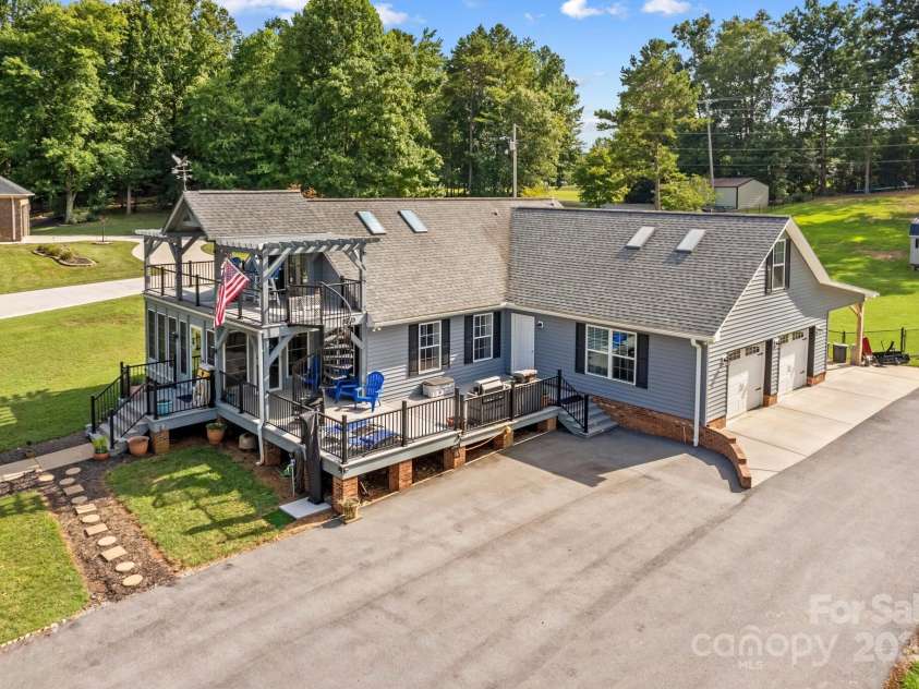 1191 Wafford Circle, Lexington, NC 27292.  MLS# CAR4288218, YatesRealty ID 32187. 