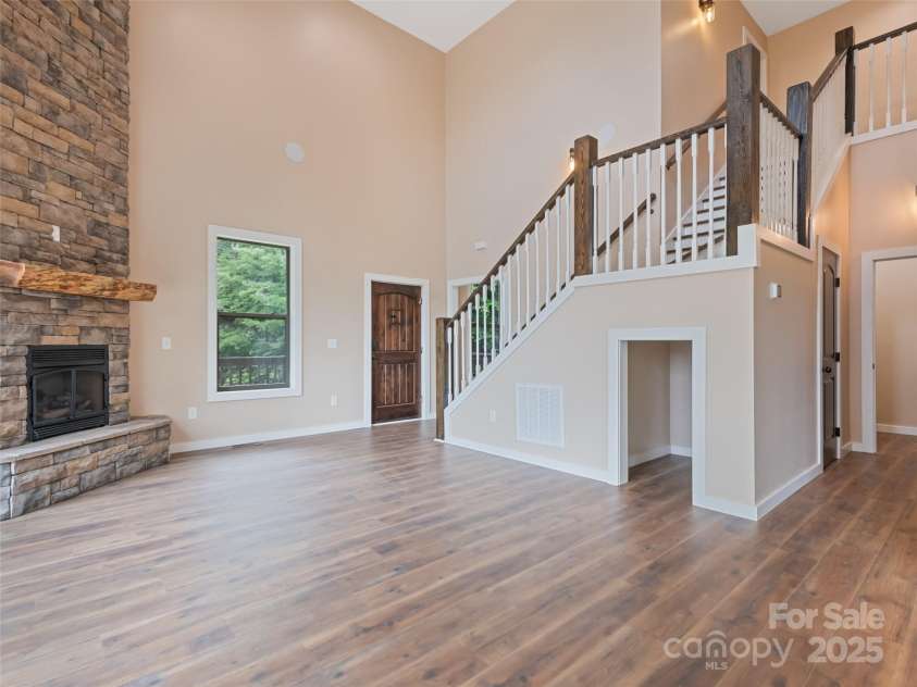 136 Rider Ridge, Whittier, NC 28789.  MLS# CAR4289117, YatesRealty ID 32188. 