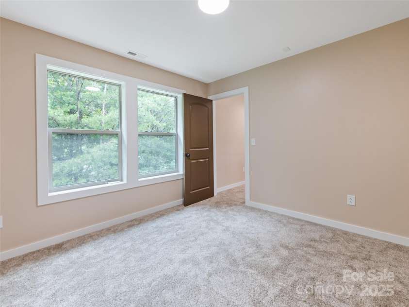 136 Rider Ridge, Whittier, NC 28789.  MLS# CAR4289117, YatesRealty ID 32188. 