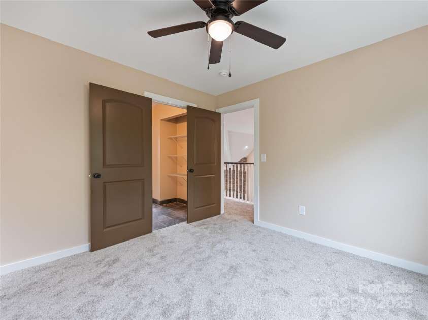 136 Rider Ridge, Whittier, NC 28789.  MLS# CAR4289117, YatesRealty ID 32188. 