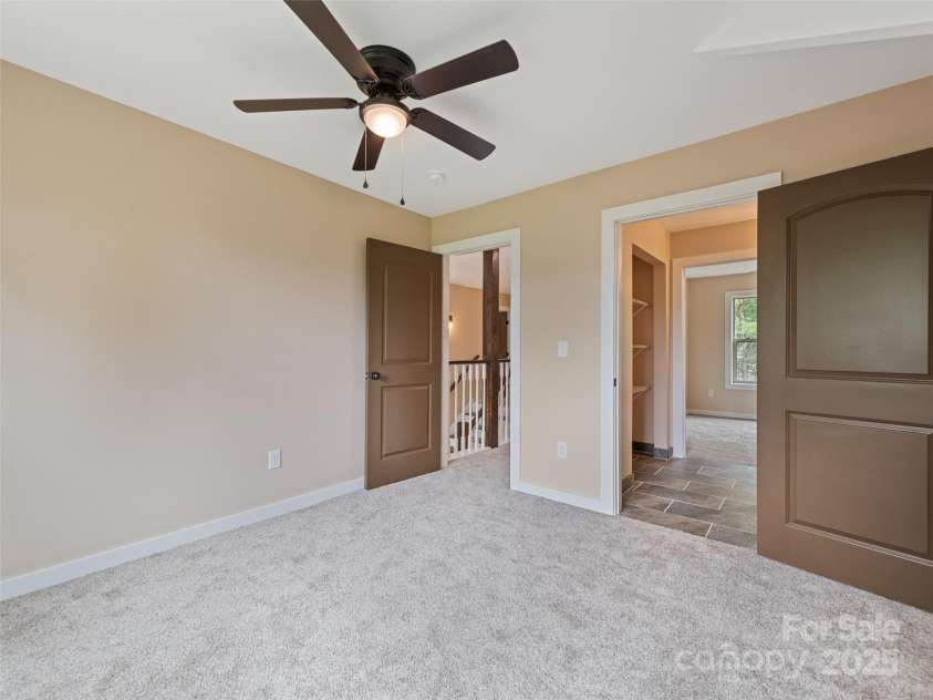 136 Rider Ridge, Whittier, NC 28789.  MLS# CAR4289117, YatesRealty ID 32188. 