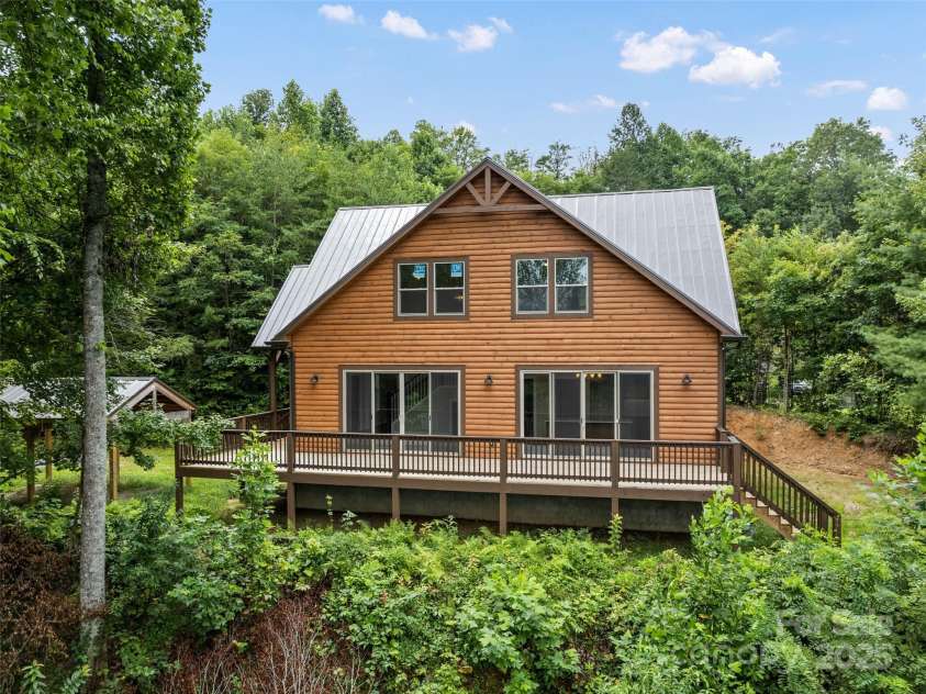 136 Rider Ridge, Whittier, NC 28789.  MLS# CAR4289117, YatesRealty ID 32188. 