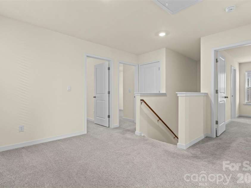 1414 5th Street Drive, Hickory, NC 28601.  MLS# CAR4395727, YatesRealty ID 32189. 
