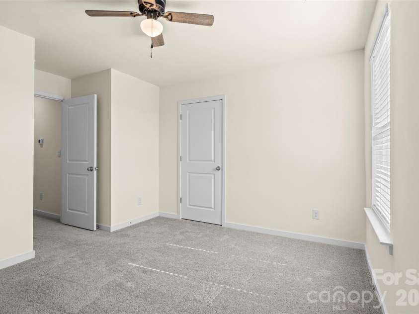 1414 5th Street Drive, Hickory, NC 28601.  MLS# CAR4395727, YatesRealty ID 32189. 
