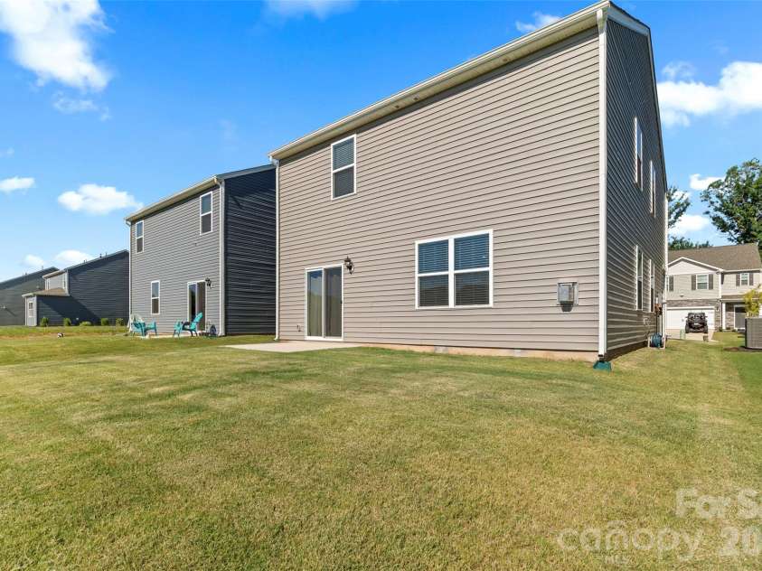 1414 5th Street Drive, Hickory, NC 28601.  MLS# CAR4395727, YatesRealty ID 32189. 