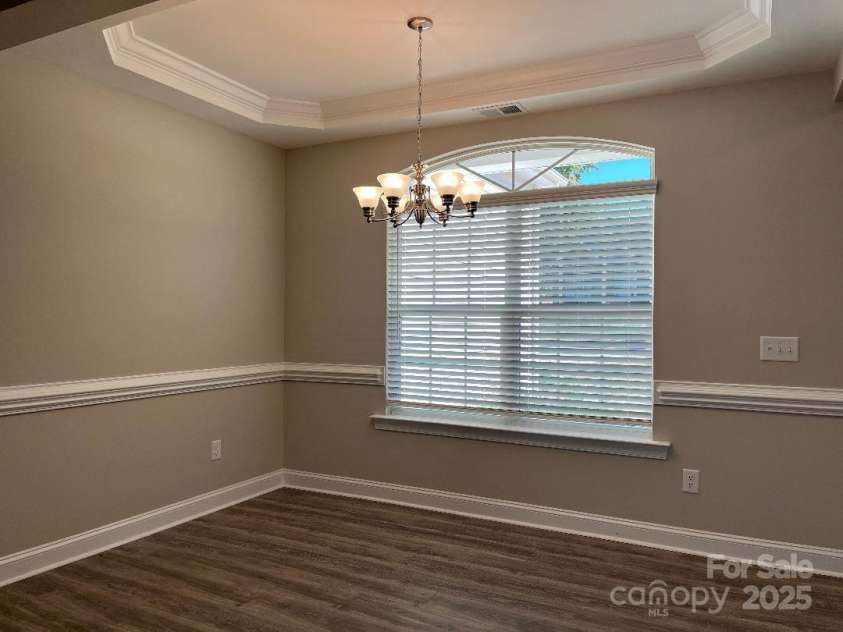 5126 Rocky River Crossing Road, Harrisburg, NC 28075.  MLS# CAR4277877, YatesRealty ID 32189. Dining Area