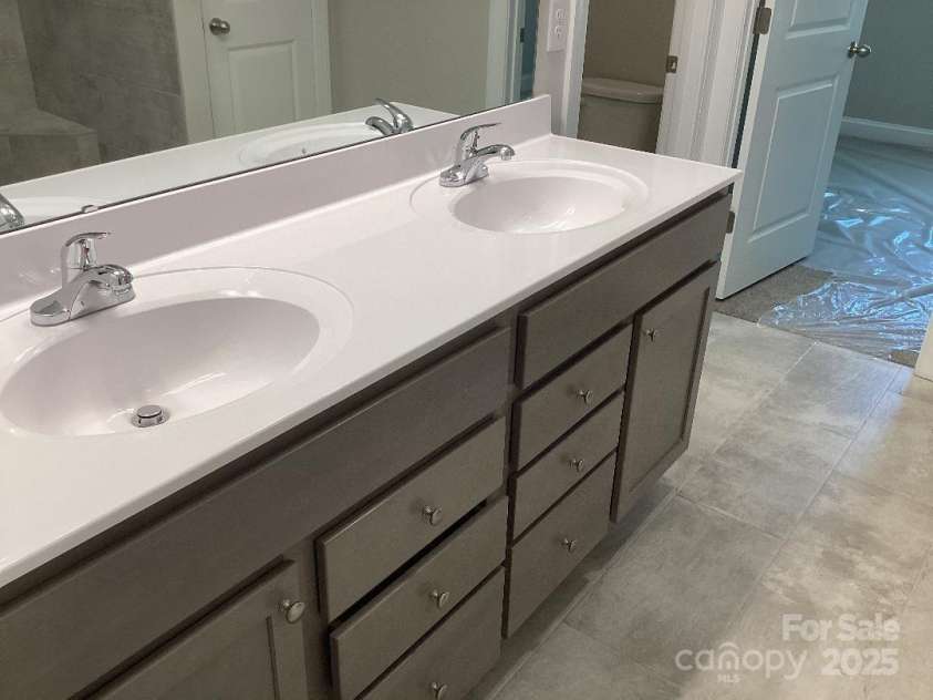 5126 Rocky River Crossing Road, Harrisburg, NC 28075.  MLS# CAR4277877, YatesRealty ID 32189. MBA