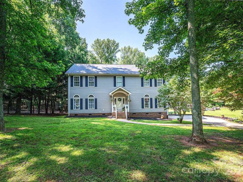 1575 Lewis Farm Road, Kings Mountain, NC 28086.  MLS# CAR4332481, YatesRealty ID 32191. 