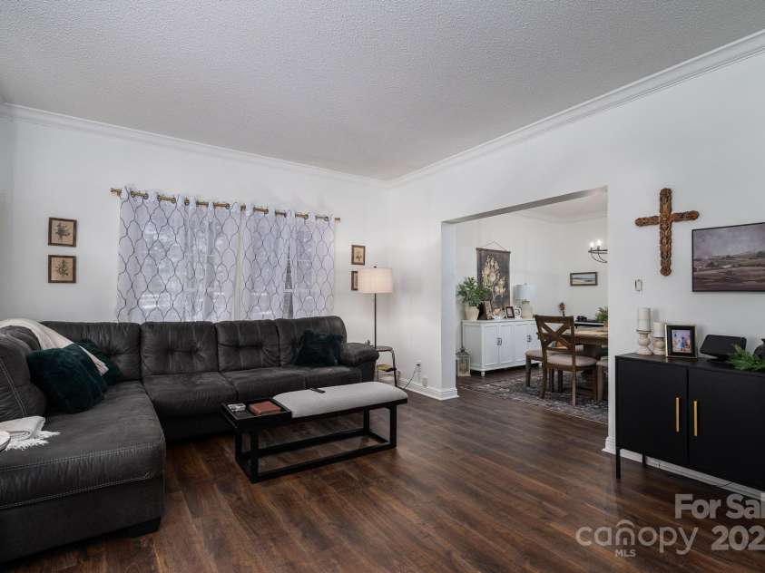 1575 Lewis Farm Road, Kings Mountain, NC 28086.  MLS# CAR4332481, YatesRealty ID 32191. 