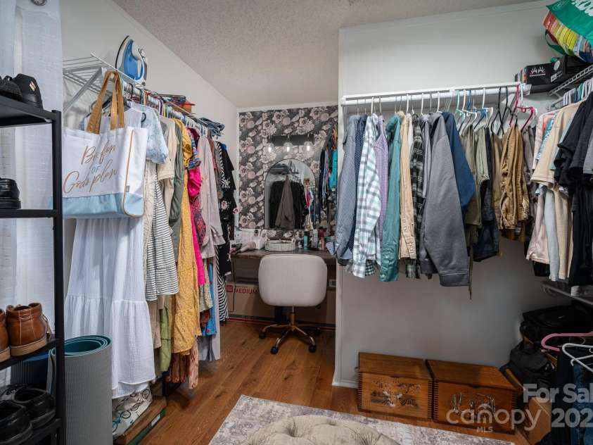 1575 Lewis Farm Road, Kings Mountain, NC 28086.  MLS# CAR4332481, YatesRealty ID 32191. 