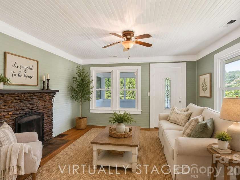 441 Main Street, Clyde, NC 28721.  MLS# CAR4393557, YatesRealty ID 32191. 