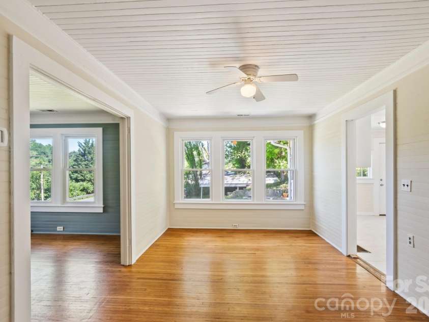 441 Main Street, Clyde, NC 28721.  MLS# CAR4393557, YatesRealty ID 32191. 