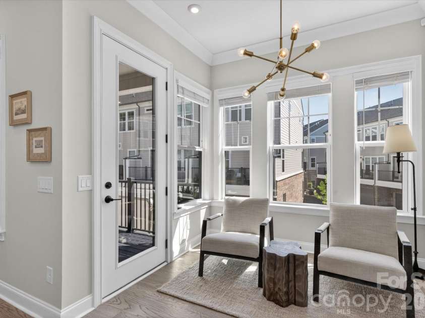 2547 Deacon Avenue, Charlotte, NC 28204.  MLS# CAR4372984, YatesRealty ID 32192. 
