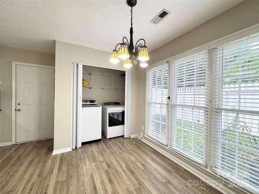 1254 Abbey Ridge Place, Concord, NC 28027.  MLS# CAR4290423, YatesRealty ID 32193. 