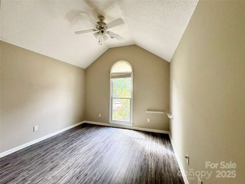 1254 Abbey Ridge Place, Concord, NC 28027.  MLS# CAR4290423, YatesRealty ID 32193. 