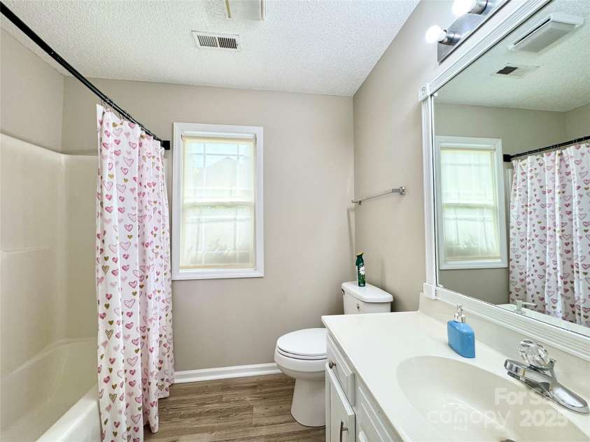 1254 Abbey Ridge Place, Concord, NC 28027.  MLS# CAR4290423, YatesRealty ID 32193. 