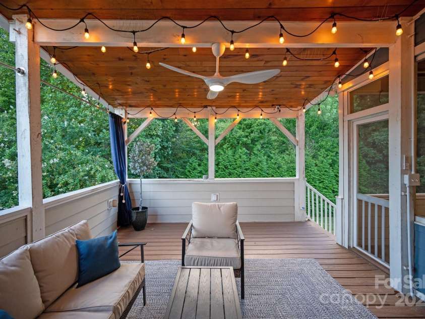 3400 Ringtail Drive, Waxhaw, NC 28173.  MLS# CAR4291096, YatesRealty ID 32194. 