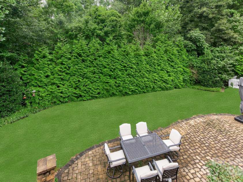 3400 Ringtail Drive, Waxhaw, NC 28173.  MLS# CAR4291096, YatesRealty ID 32194. Great green space in the backyard! Extended patio.