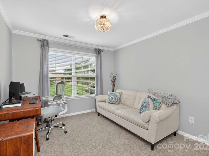 3400 Ringtail Drive, Waxhaw, NC 28173.  MLS# CAR4291096, YatesRealty ID 32194. Secondary bedroom w/new carpet & light