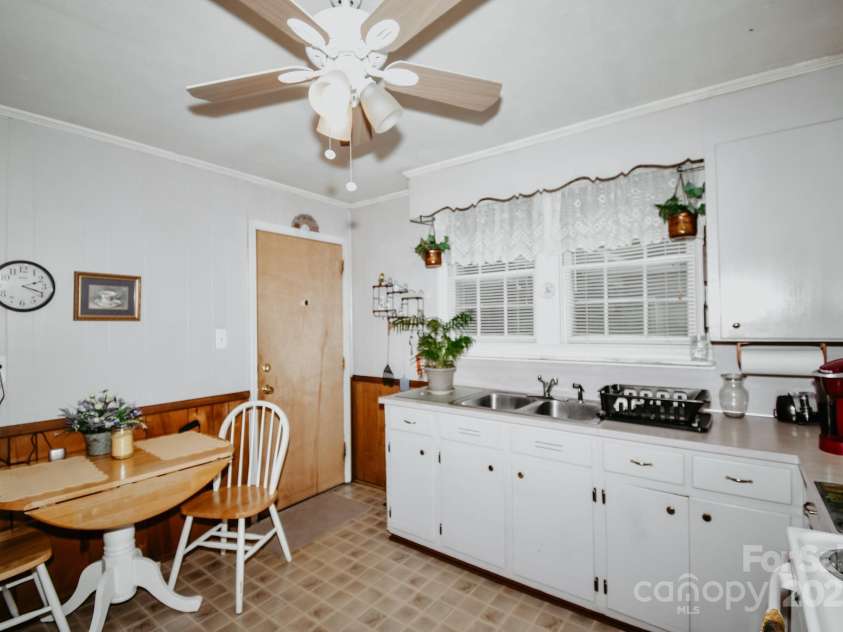 1453 Camp Drive, Lancaster, SC 29720.  MLS# CAR4289648, YatesRealty ID 32196. 