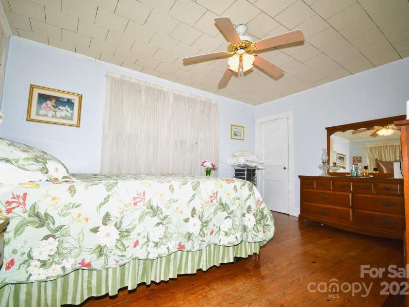 1453 Camp Drive, Lancaster, SC 29720.  MLS# CAR4289648, YatesRealty ID 32196. 