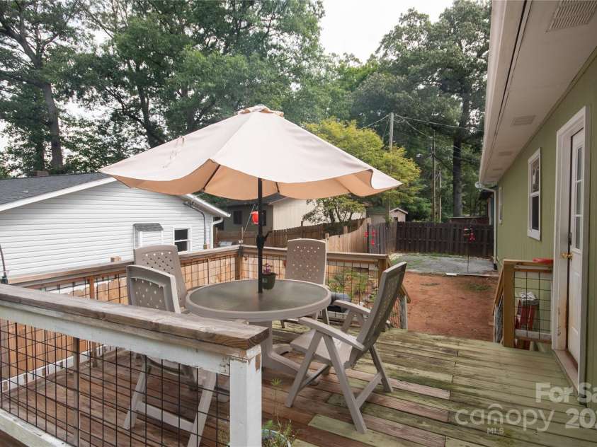87 Pauline Circle, Franklin, NC 28734.  MLS# CAR4287412, YatesRealty ID 32198. Rear patio area