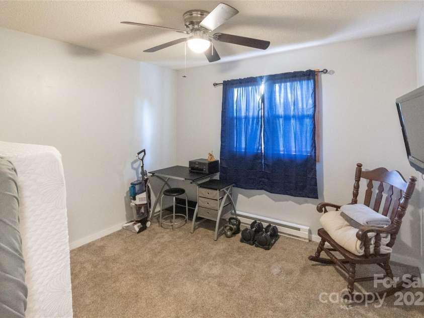 87 Pauline Circle, Franklin, NC 28734.  MLS# CAR4287412, YatesRealty ID 32198. Third Bedroom main Level