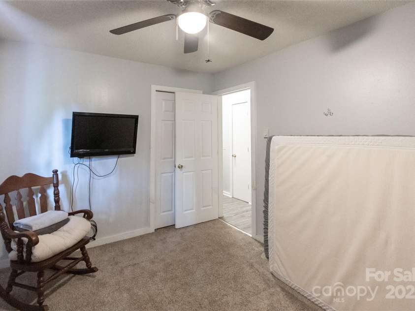 87 Pauline Circle, Franklin, NC 28734.  MLS# CAR4287412, YatesRealty ID 32198. Third Bedroom main Level