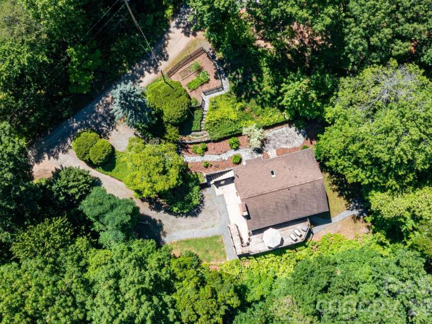 168 Blossom Ridge, Leicester, NC 28748.  MLS# CAR4389201, YatesRealty ID 32199. Aerial Image