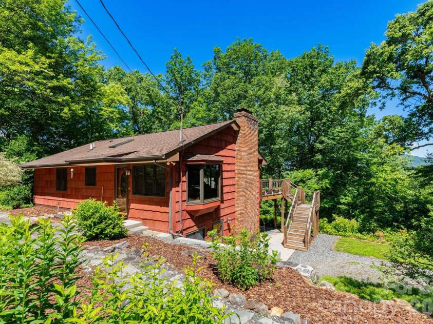 168 Blossom Ridge, Leicester, NC 28748.  MLS# CAR4389201, YatesRealty ID 32199. Front of Home
