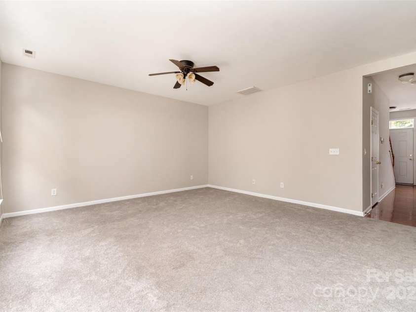 12039 Windy Rock Way, Charlotte, NC 28273.  MLS# CAR4294466, YatesRealty ID 322. 