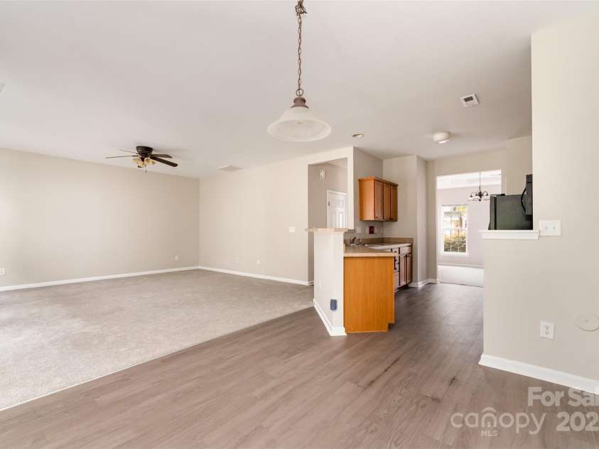 12039 Windy Rock Way, Charlotte, NC 28273.  MLS# CAR4294466, YatesRealty ID 322. 