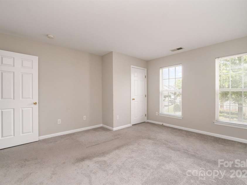 12039 Windy Rock Way, Charlotte, NC 28273.  MLS# CAR4294466, YatesRealty ID 322. 