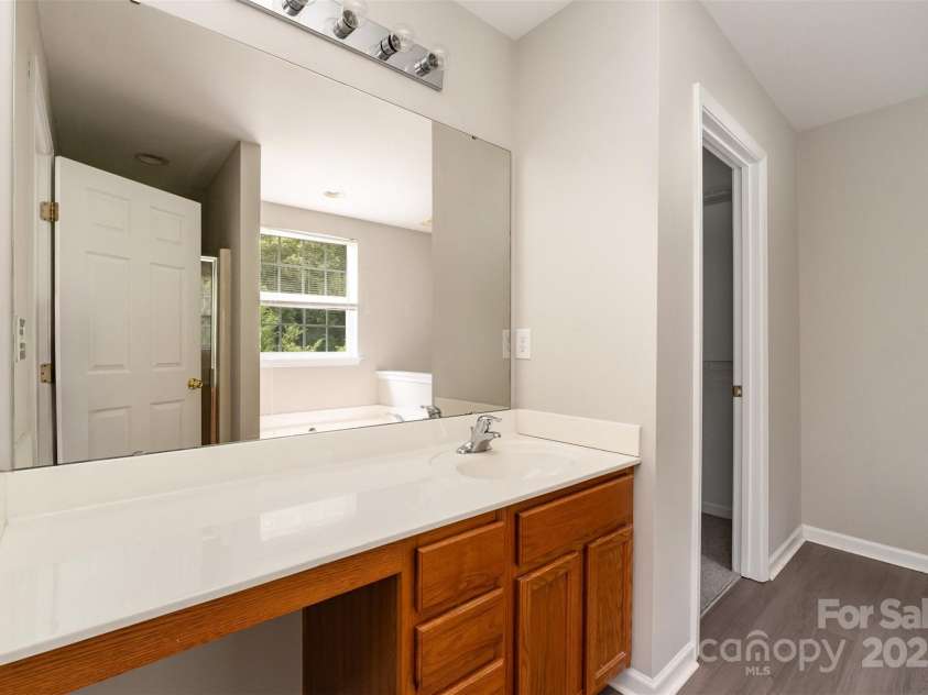 12039 Windy Rock Way, Charlotte, NC 28273.  MLS# CAR4294466, YatesRealty ID 322. 